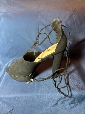 JustFab - Shawne - Black Lace-Up Peep Toe Platform Heels
